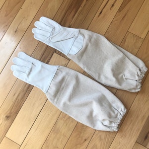 Genuine Cowhide Leather Beekeepers Beekeeping Pest Control Garden Yard Bee Gloves Long Cotton Cuff/Sleeves Added extra Protection