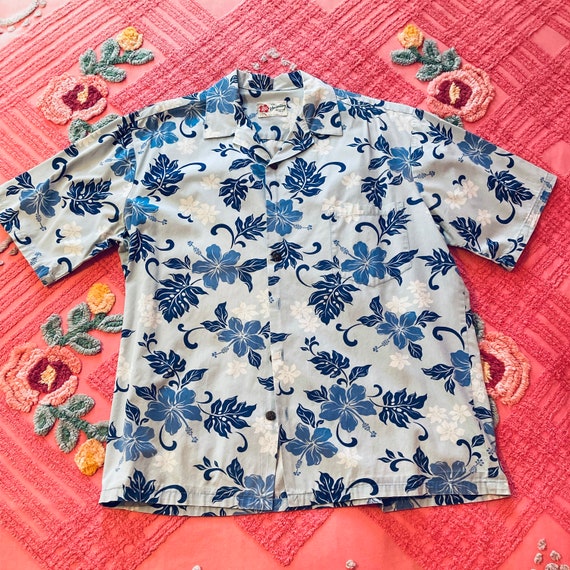 Vintage Hawaiian Shirt - image 1