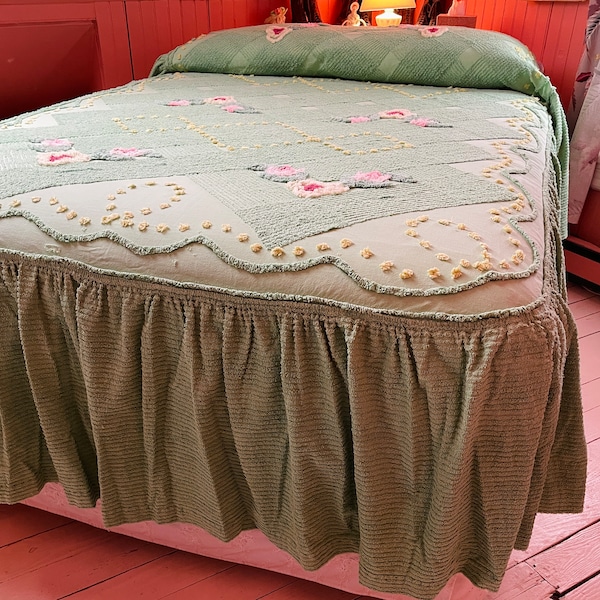 Vintage Green Chenille Bedspread CUTTER