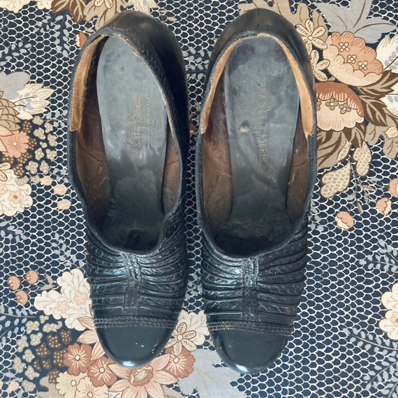 slip on womens pumps