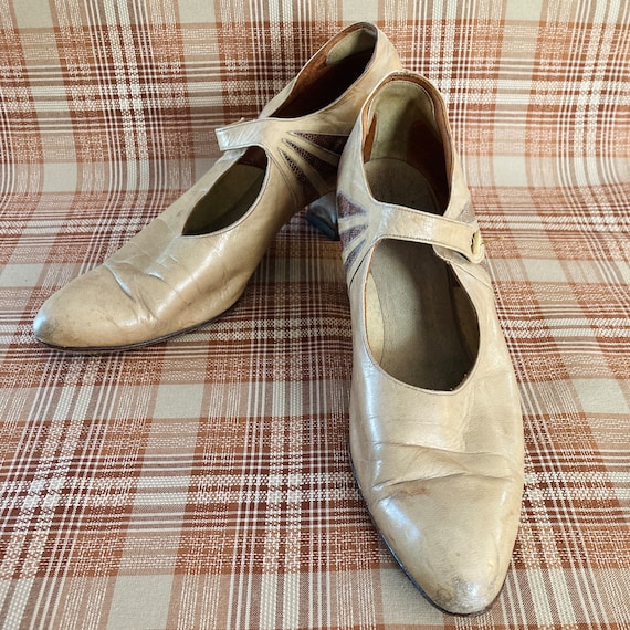 Antique Tan Mary Jane Shoes Gem