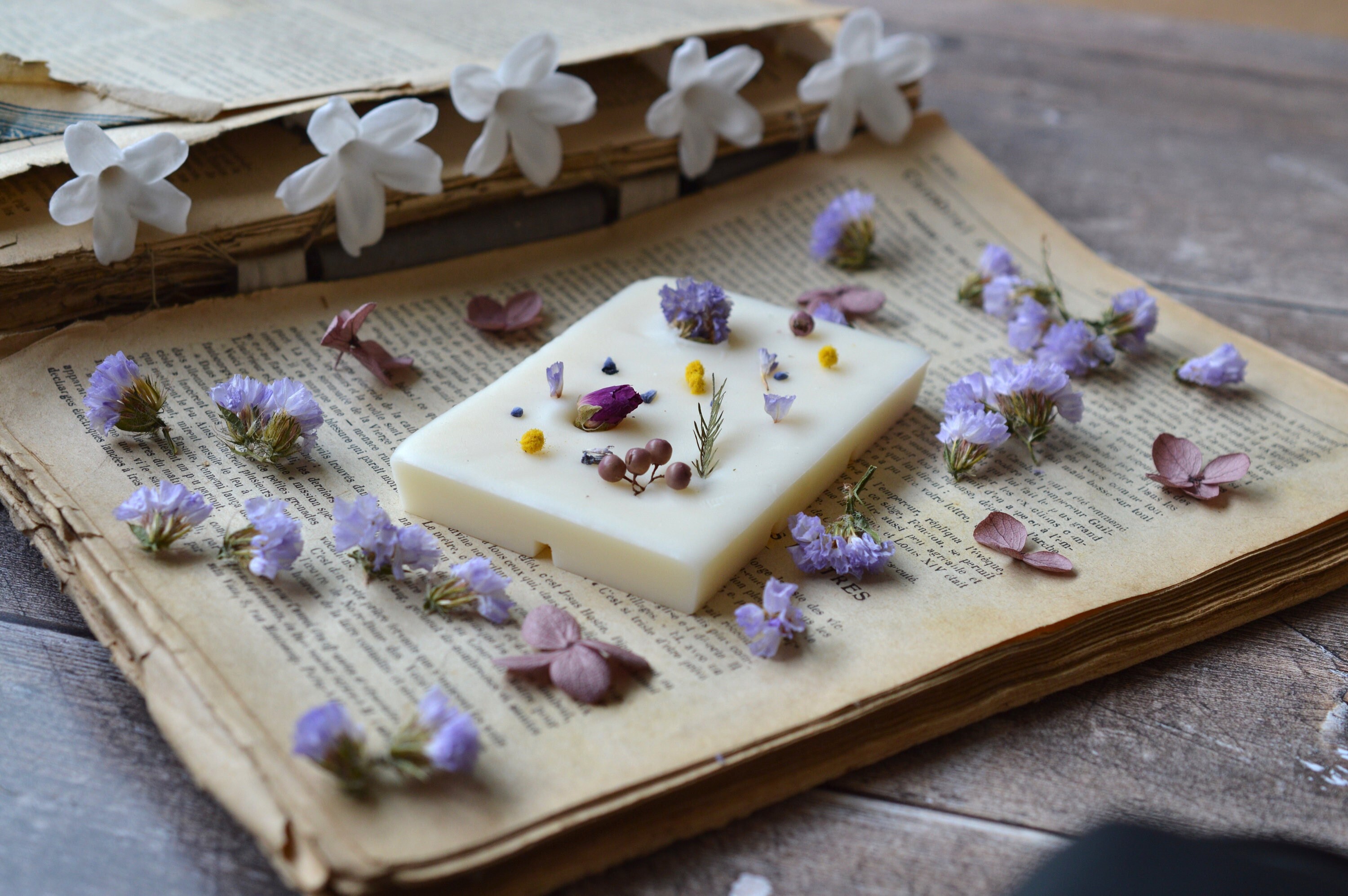 Jasmin Patchouli Bio Tablette de Cire Fleurie Fondants Colza Pour Brûle-Parfum Pivoine et Poésie Par