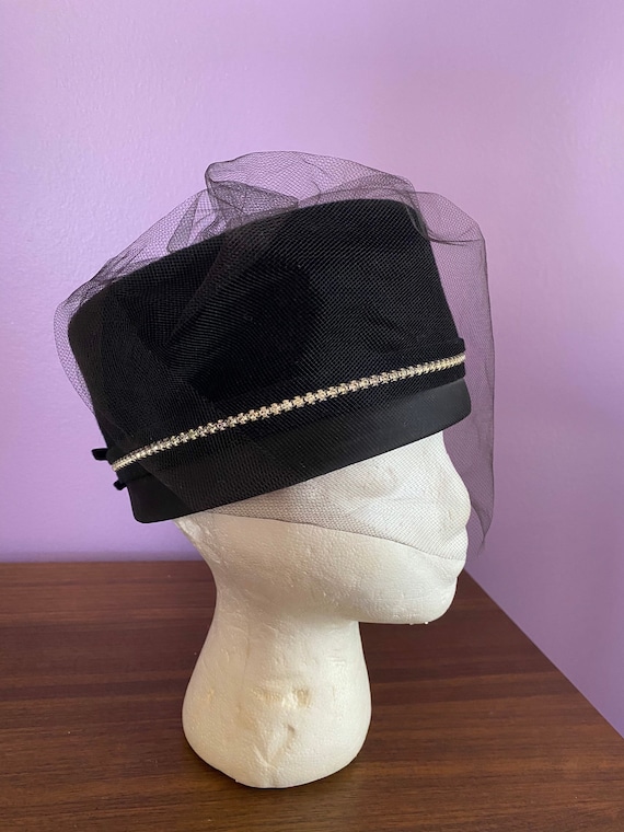 Vintage black rhinestone veiled pill hat