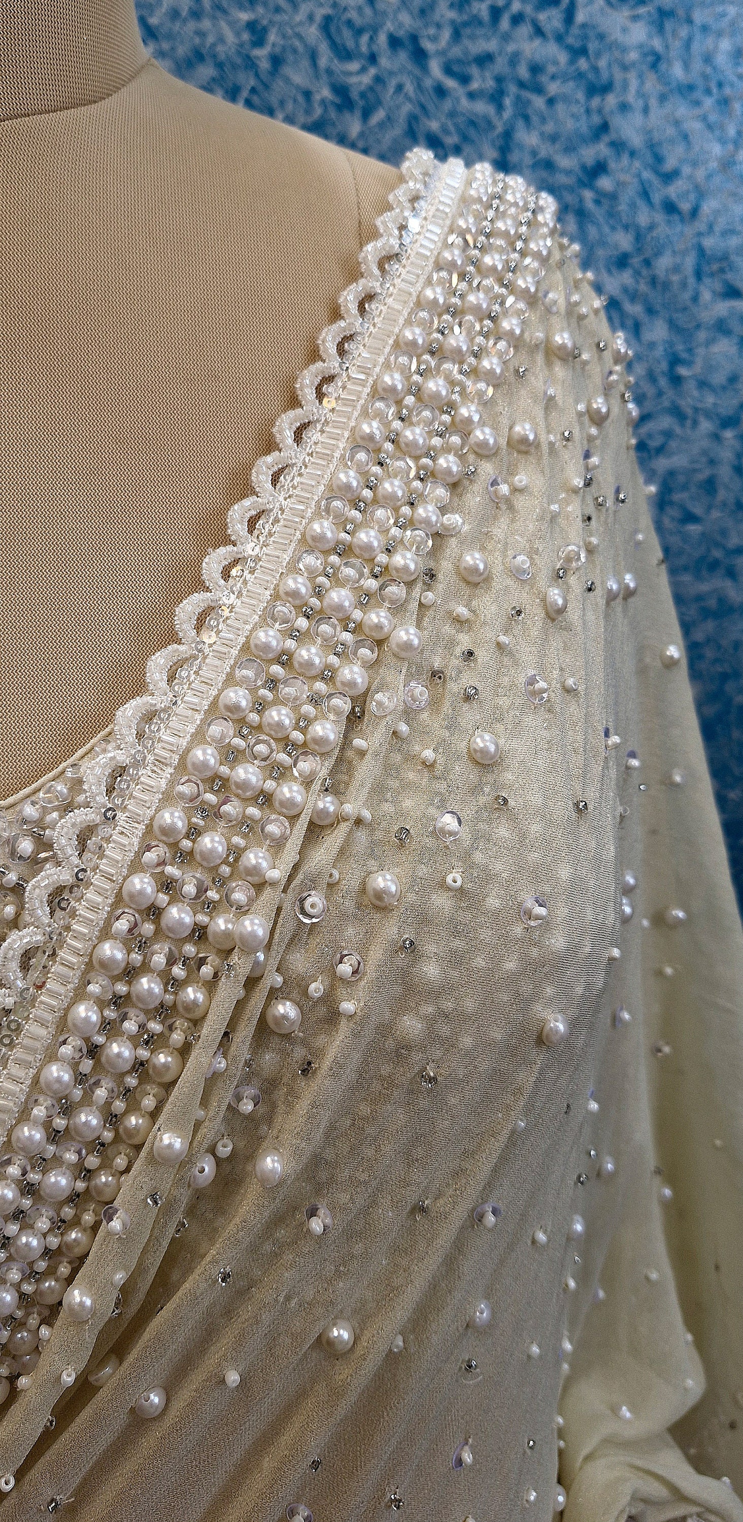 【T-ポイント5倍】 Indian Designer Georgette Shimmer Embroidered Hand Champagne Kimono / Yukata