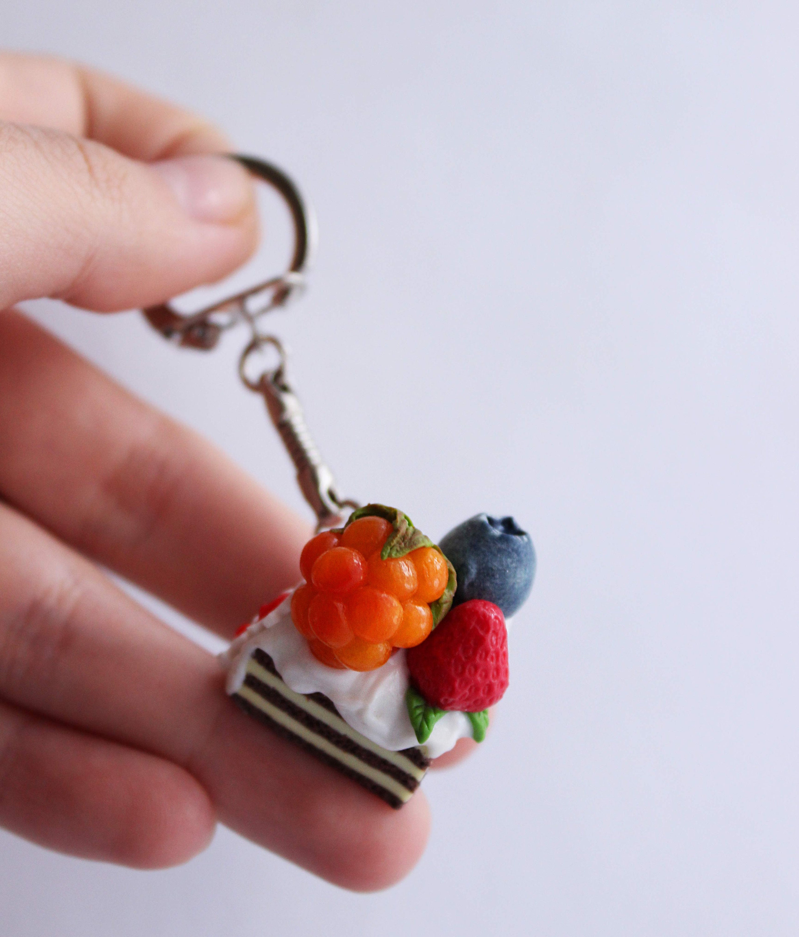 Keychain cake. Keychain with miniature food. Fake mini food. Etsy