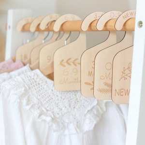 Diviseurs de vêtements pour tout-petits, organisateur de placard pour bébé, organisation de vêtements pour bébé, cintres pour enfants, cintres pour nouveau-nés à 24 mois, cadeau pour bébé