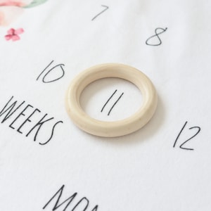 Milestone Blanket Marker | Growth Mat Marker | 12.5cm Wooden Ring | Round Wood Ring | Milestone Blanket Marker | Big Wooden Ring