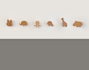 Set of 6 Wooden Hooks, Nursery Wooden Hooks, Neutral Nursery Decor, Solid Wood Wall Fixtures, Playroom Decor, Animals Wall Fixture