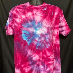 Burst of Blue Ice Dye Tie Dye T-Shirt - Adult Size Large Gildan Heavy Cotton T-Shirt