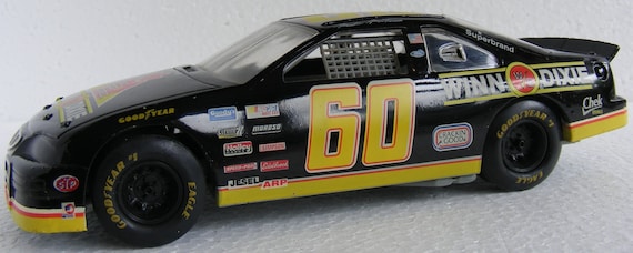 NASCAR ボディー FORD T-BIRD Ford Thunderbird Nascar Race Car Up For Auction
