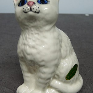 Vintage, Beswick Pottery, White Persian Cat, Model 1886.