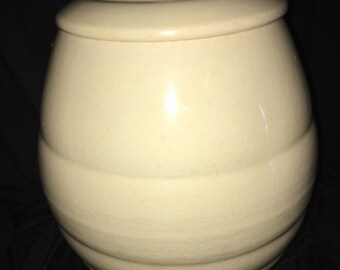 Bauer GPK Ivory Cookie Jar
