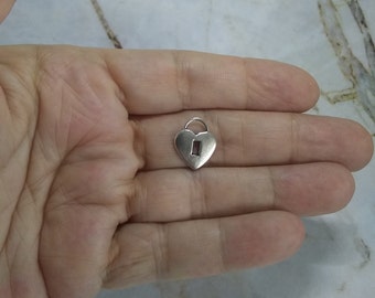 Heart Lock Charms - various quantities - Jewelry Supplies - Silver-toned Charms