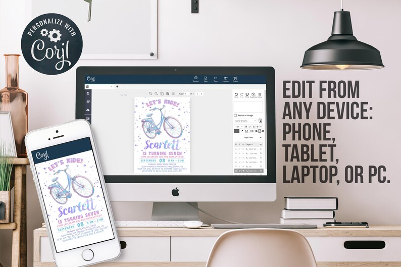 K&ouml;nnte beinhalten: Eine digitale Geburtstagseinladung mit einer Fahrradillustration in Blau- und Lilat&ouml;nen. Die Einladung wird auf einem Computerbildschirm und einem Smartphone angezeigt, mit dem Text "Let's Ride!" und "Scarlett wird sieben". Das Design ist editierbar.