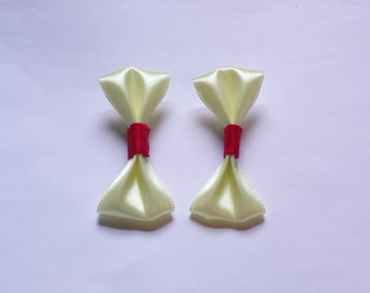 Silly Old Bear - Winnie-the-Pooh Inspired Hair Bows - Small 2 3/4"