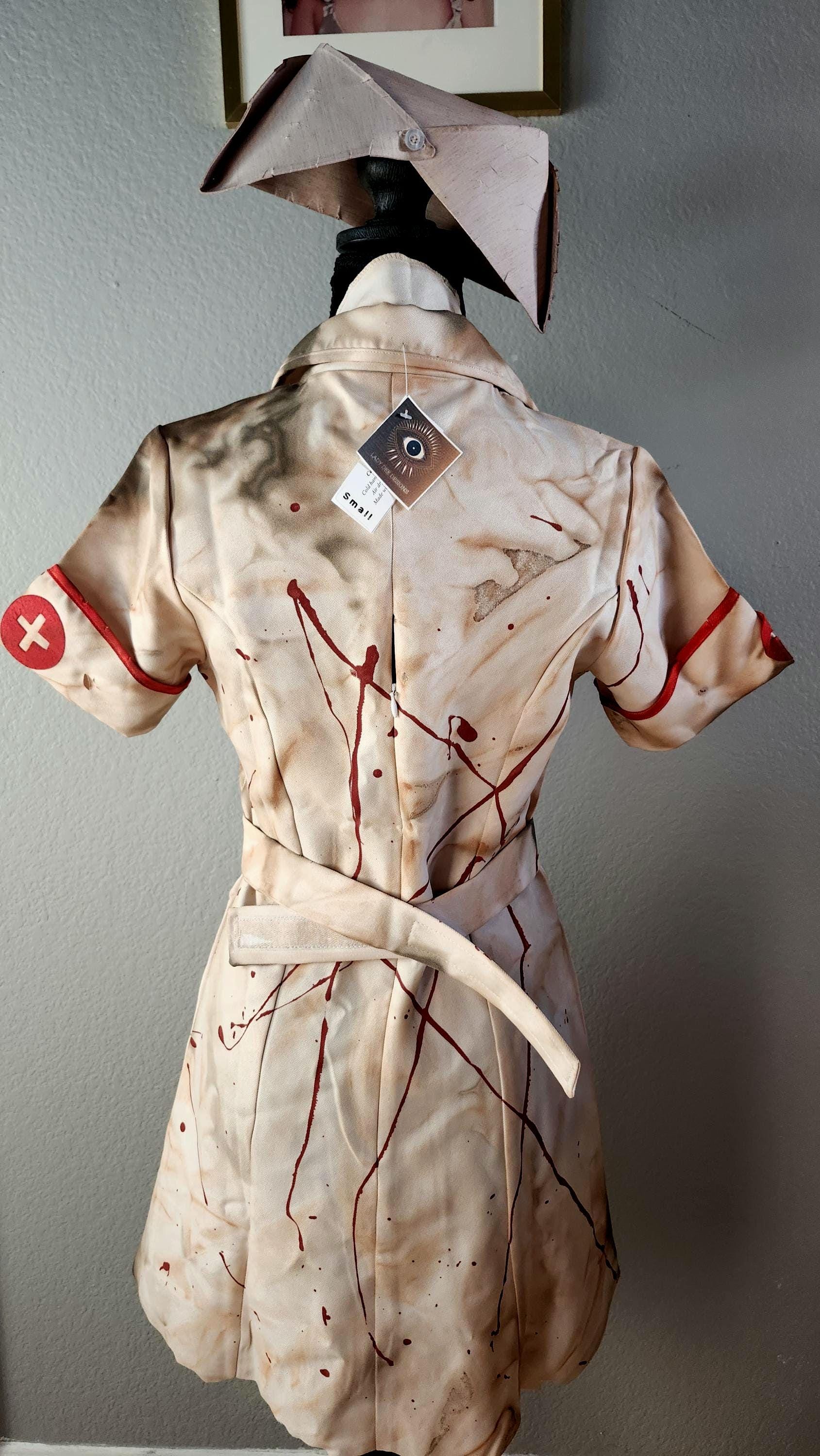 血まみれゾンビナースコスチューム：ダメージ加工ハロウィン衣装