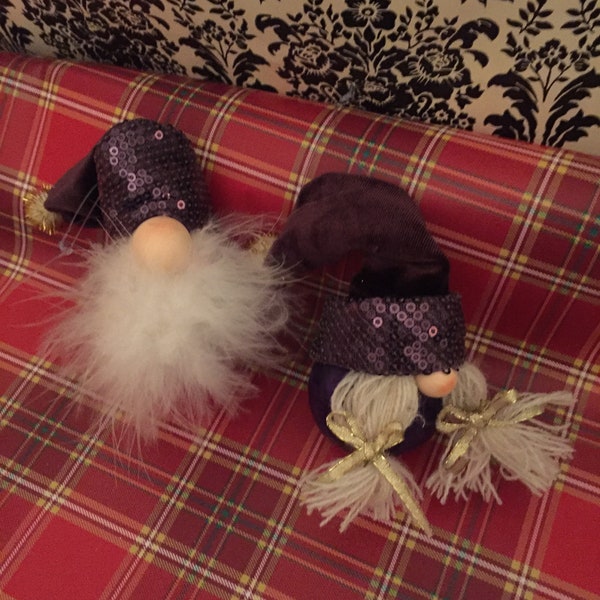 Purple gnomes