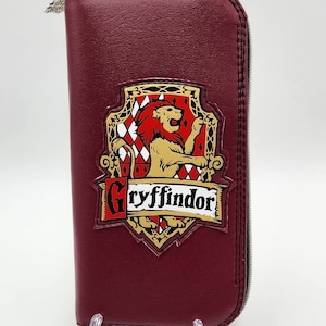 Magic Lion Zip around Wallet