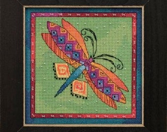 Hedgehog Beaded Counted Cross Stitch Ornament Kit Mill Hill 2019 Spring Bouquet MH181913