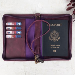 Custom Leather Passport Holder, Dual Passport Holder Personalized, Passport Cover, Passport Protector and Vaccination Holder, Travel Wallet