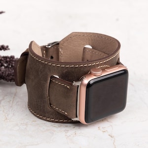 Cinturino per orologio in pelle personalizzato fatto a mano, cinturino personalizzato con incisione per uomo e donna, cinturino per orologio in pelle in stile vintage, Apple Watch 11 immagine 12