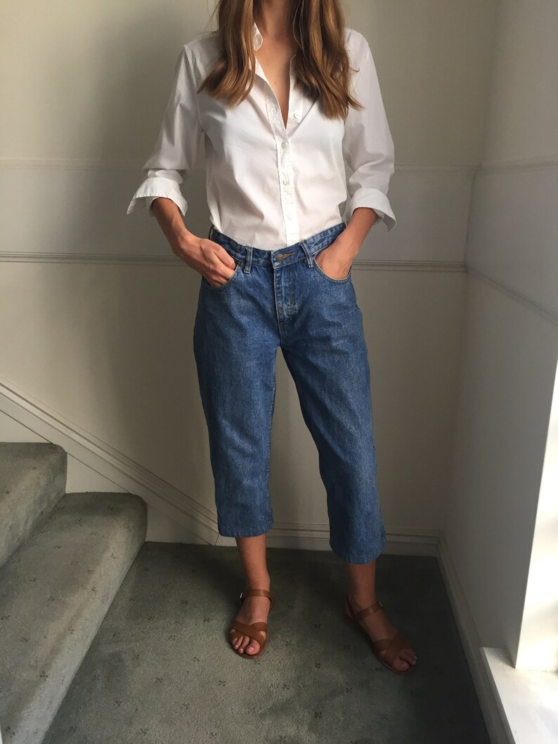 Size 33 Vintage Boyfriend Blue Cropped Denim Jeans