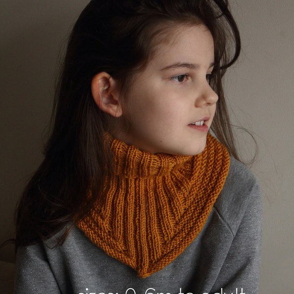 PDF Knitting Pattern, knit scarf pattern, knit cowl pattern, fitted cowl, easy knitting pattern, ribbed neck warmer, dk yarn, skiing scarf