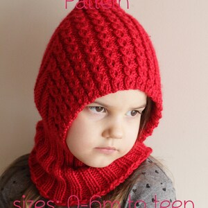 Peut inclure: Un bonnet rouge tricoté avec un sommet pointu et un tour de cou assorti. Le bonnet est conçu pour les enfants et présente un motif de points diagonaux. Le texte "PDF Knitting Pattern" et "sizes: 0-6m to teen" est visible sur l'image.