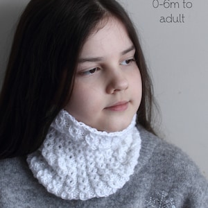 PDF Knitting Pattern, knit scarf pattern, knit cowl pattern, fitted cowl, easy knitting pattern, ribbed neck warmer, worsted yarn, diy scarf
