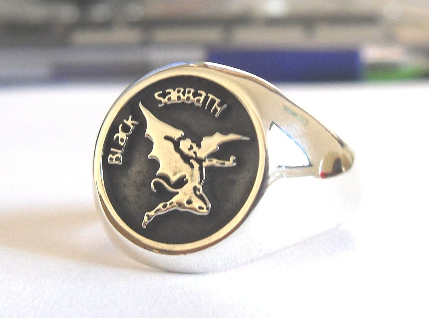 Ozzy osbourne shop skull ring