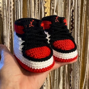 Baby Sneakers / Booties White Chicago Classic 3-6 months. Personalization Available Upon Consultation