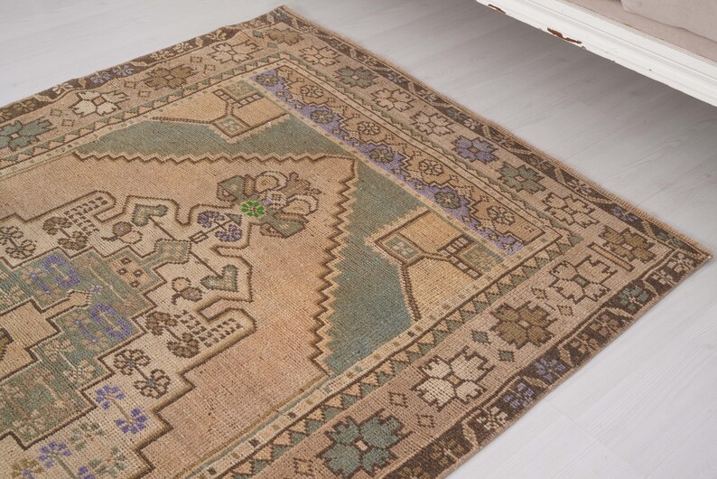 5x7 rug, faded turkish rug, anatolian area rug, 5x7 muted rug, vintage rug 5x7, antique oushak rug,neutral rug,handknotted rug,wool rug,147 image 10