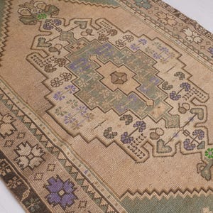 5x7 rug, faded turkish rug, anatolian area rug, 5x7 muted rug, vintage rug 5x7, antique oushak rug,neutral rug,handknotted rug,wool rug,147 image 4