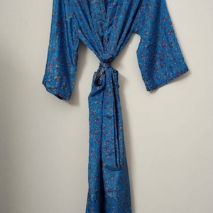 Indian Silk Sari Kimono Robe Night Costume Delivery Gown Sweam Wear Kimono Cardigan Japanese kimono Delivery Gown Silk Kimono
