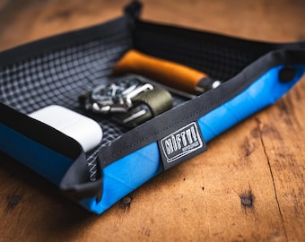 Travel Valet Tray / Ultralight / Waterproof ECOPAK / Collapsible Desk Organizer / Packable