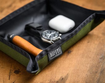 Travel Valet Tray / Ultralight / Waterproof Canvas / Collapsible Desk Organizer