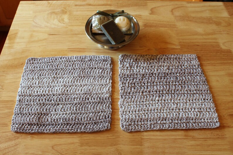 Crochet Washcloth Set. image 4