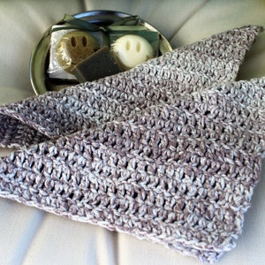 Crochet Washcloth Set. image 1