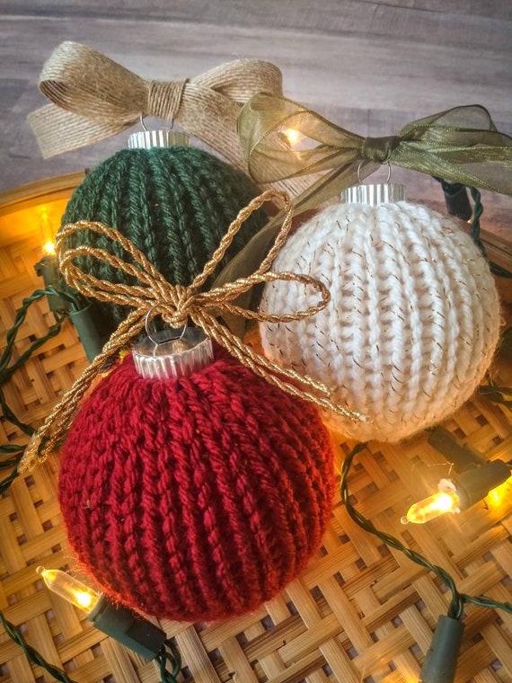 Knitted christmas ornaments discount