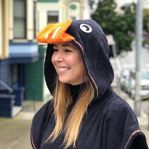 The Superduck - Surf Poncho - Black