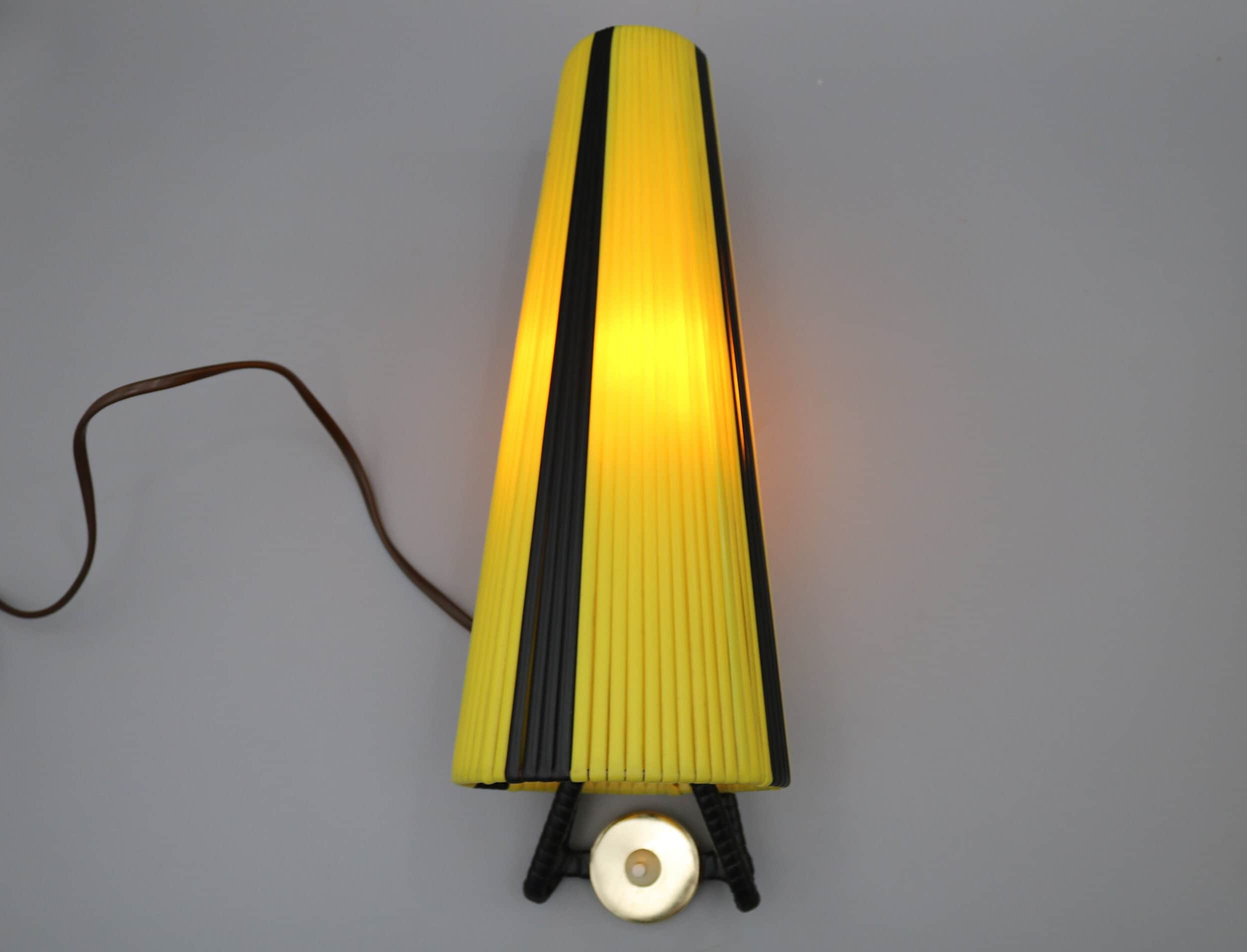 Wolfgang Dorenburg KG wall lamp “Scoubidou” in yellow/black * 1950s * Mid-Century * Vintage