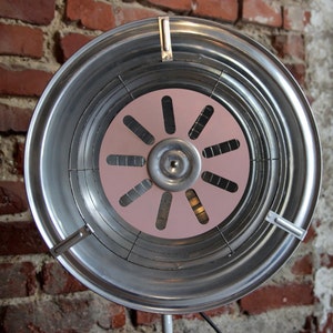 Unique: Rockabilly table wall lamp (former heater) from the 1950s, in chrome ice pastel pink. Restored lamp/electrics.