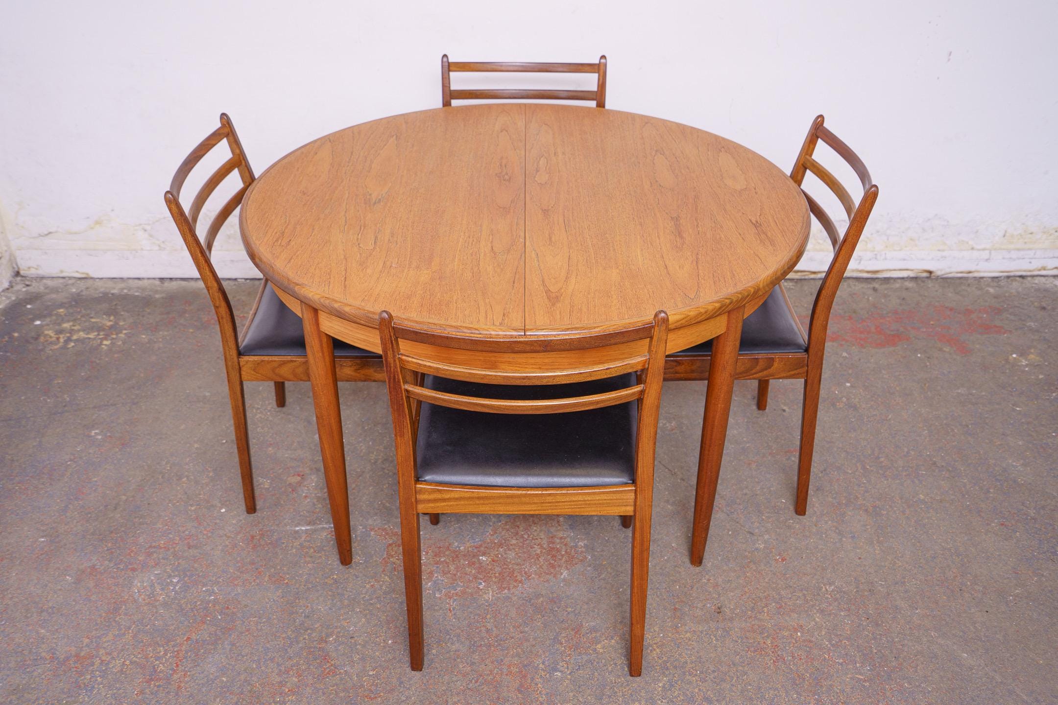 ダイニングテーブル G-PLAN g-plan Round Extension Table Vintage G Plan Round Extending Dining Table & Chairs - On