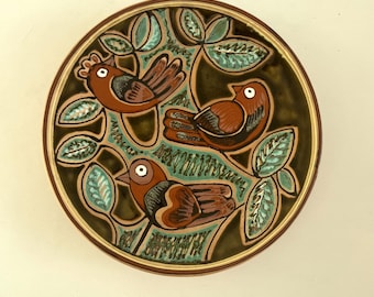 Plato decorativo ucraniano vintage grande LKSF "Pájaros" 34 cm. Cerámica de relieve Kovalevich.