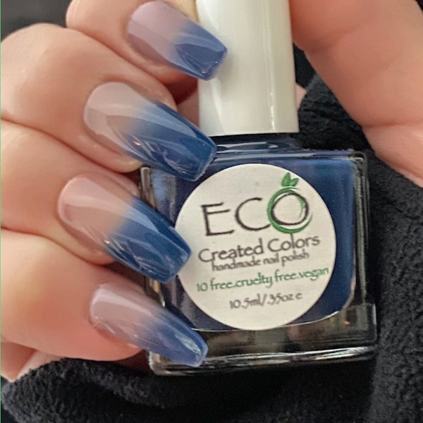 Blue Thermal Color Changing Nail Polish, Blue to Tan: Wanderer