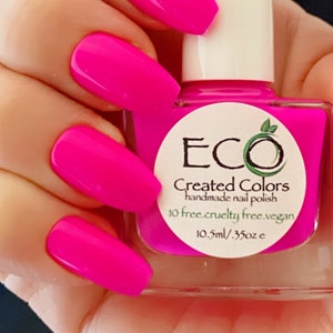 It&#39;s a MAGENTA Day : Neon Pink/Purple Nail Polish, Summer Nail Polish, Bright Pink Nail Polish
