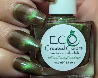 EMERALD CITY- Green Nail Polish, Magnetic Nail Polish, Color Shifting Green Polish, Nail Art, Holiday Nails