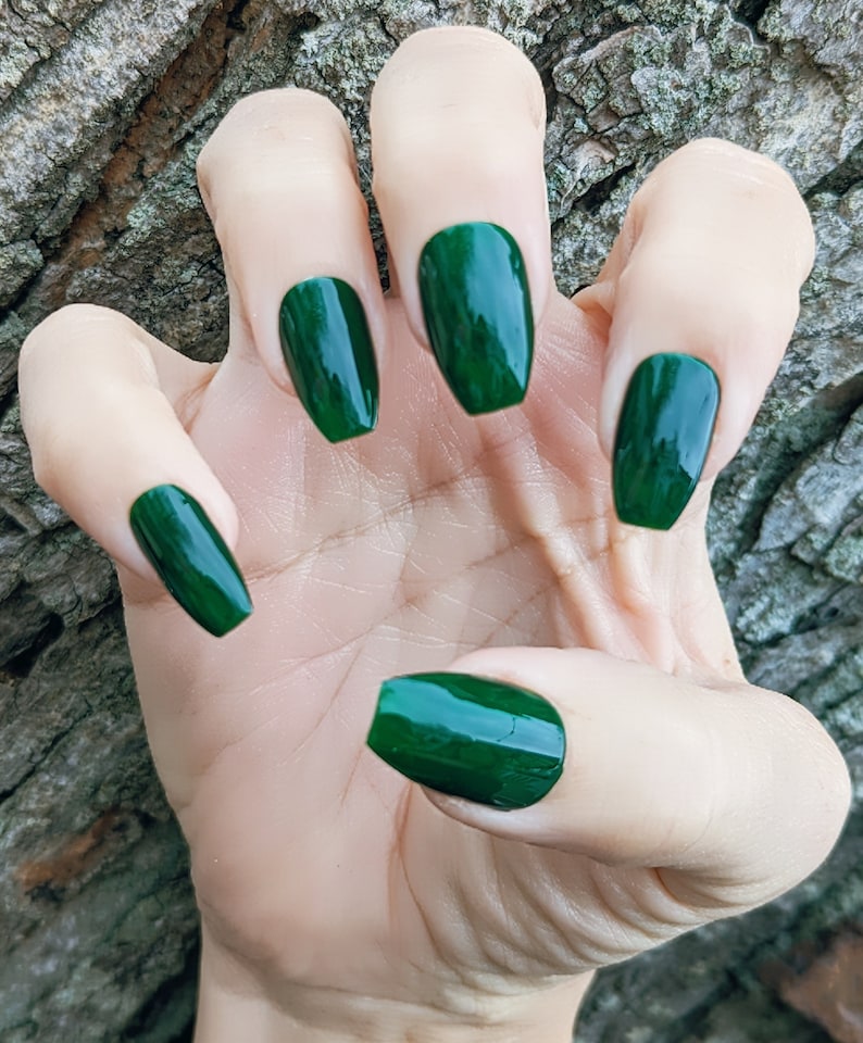 JADE Green Nail Polish Holiday Nails Emerald Green Nails - Etsy