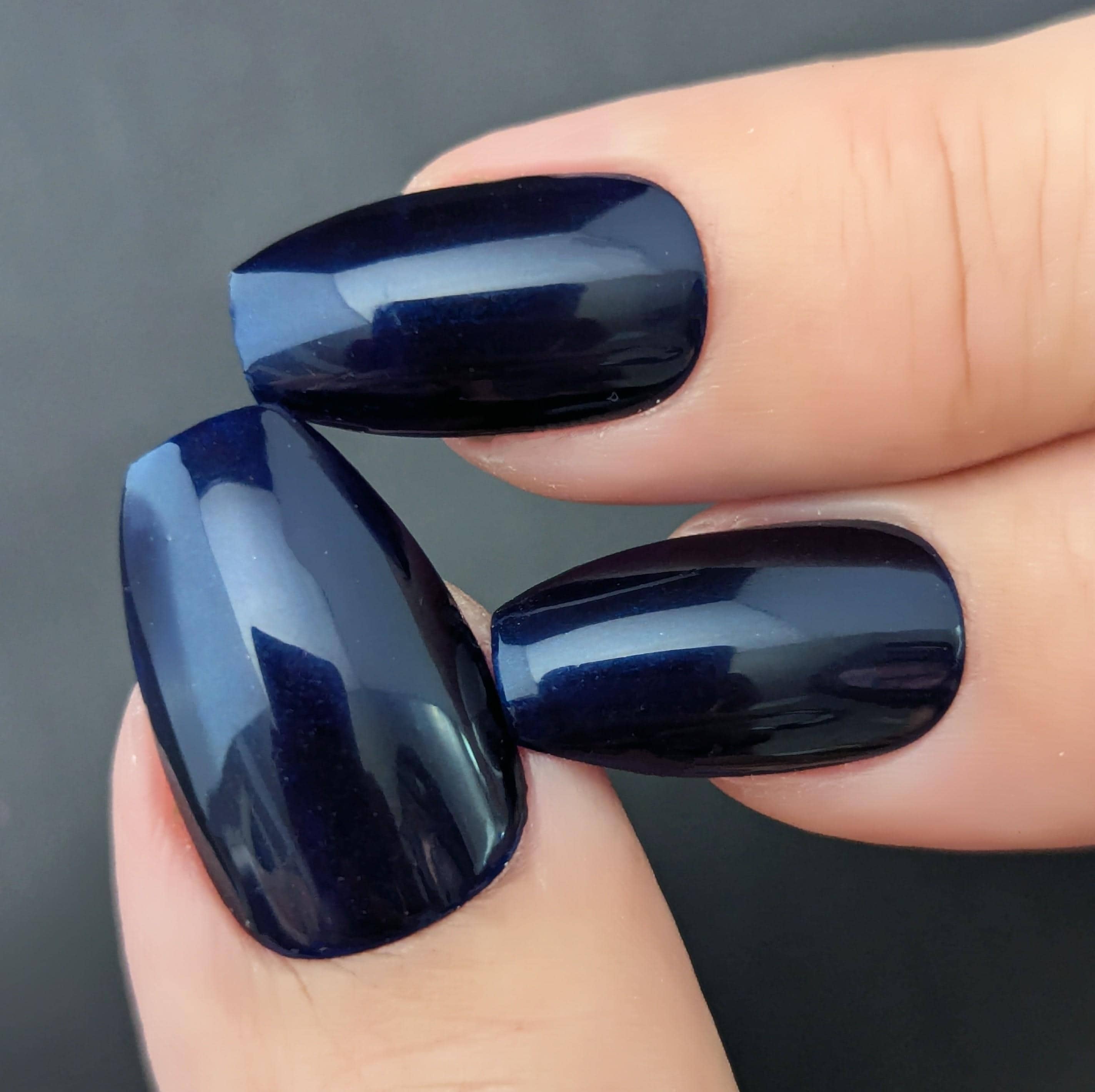 Nailmatic Nagellack „Merlín Azul Brillante“ – Leuchtend Blauer Glanzlack Für Auffällige Nägel