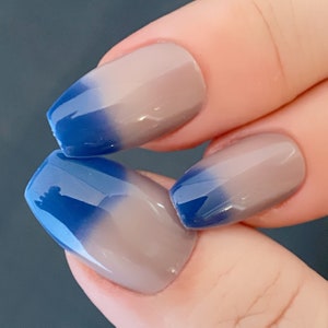 Blue Thermal Color Changing Nail Polish, Blue to Tan: Wanderer image 8